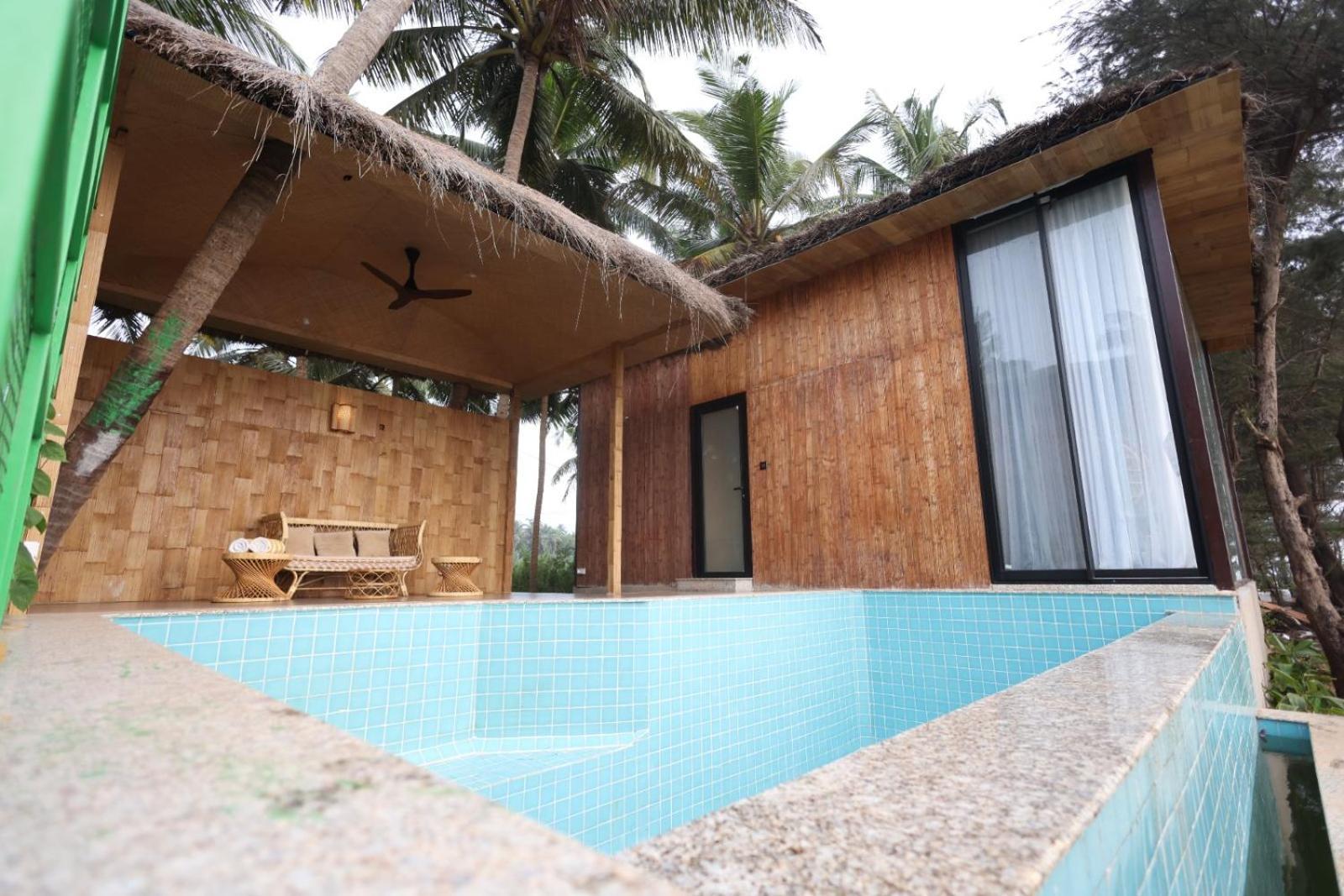 Kurma A Private Beach Kumta Экстерьер фото